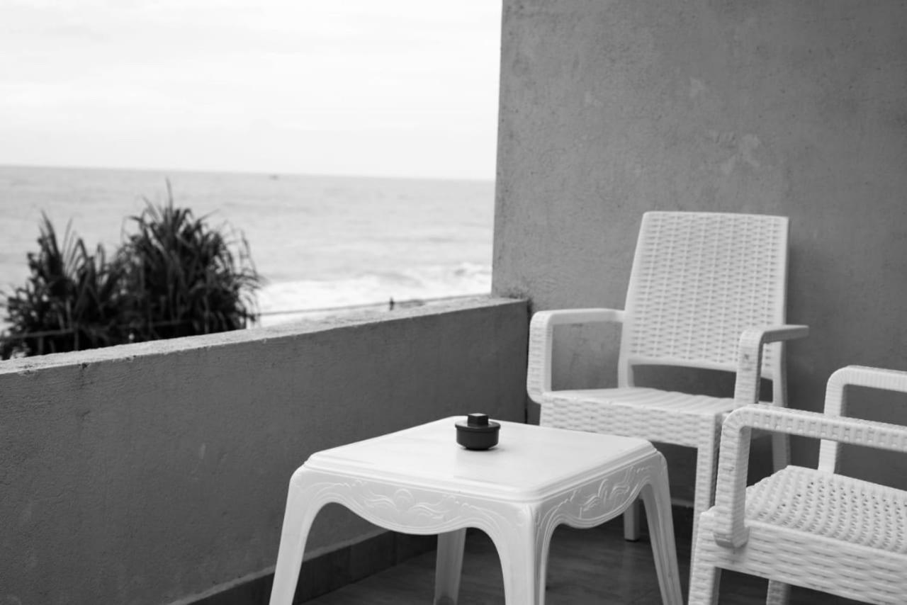 Blue Wave Beach Villa By Aaryan Group Ambalangoda  Zewnętrze zdjęcie