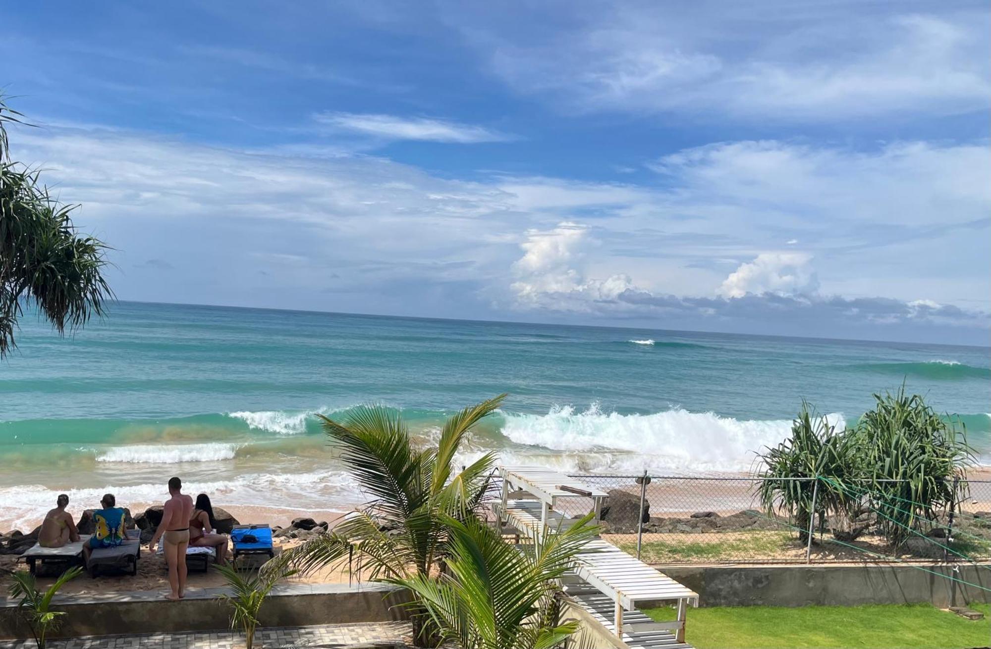 Blue Wave Beach Villa By Aaryan Group Ambalangoda  Zewnętrze zdjęcie